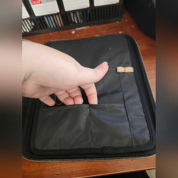 Erin Condren colorblends PlannerFolio - Picture 5 of 7